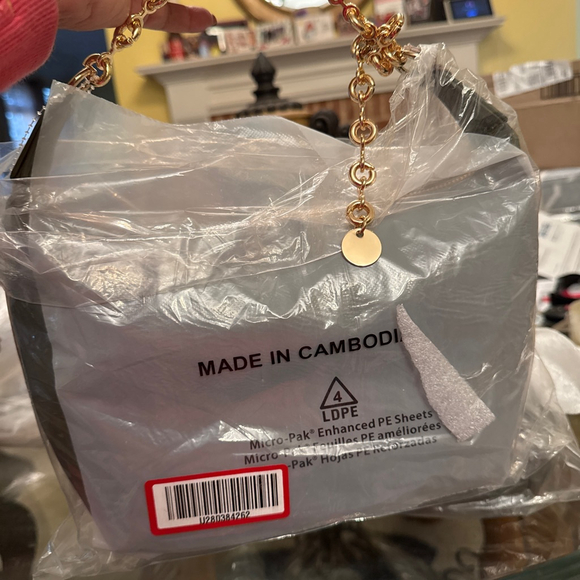 A New Day Jewelry Chain Clutch Handbags case pack of 6 - Picture 5 of 7